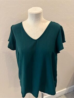 Women's V-Neck Short Sleeve Tee in Deep Teal
